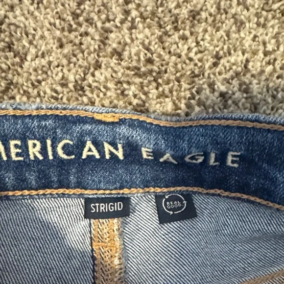 American Eagle Outfitters Super High Rise Baggy Straight Distressed Jeans - Picture 3 of 12